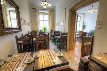 Afon Duad Inn Cwm-Duad ภายนอก รูปภาพ